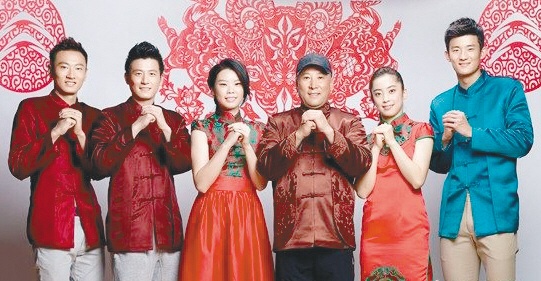 国羽将帅向球迷拜年